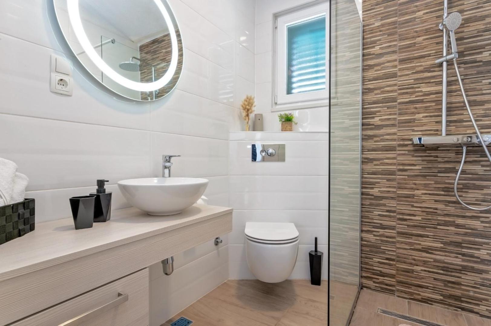 Sea Flower Beachfront Villa Sevid Extérieur photo