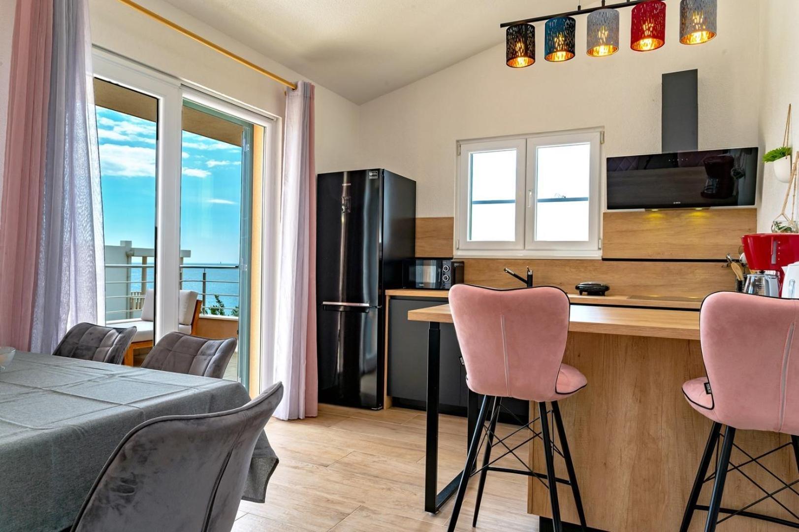 Sea Flower Beachfront Villa Sevid Extérieur photo