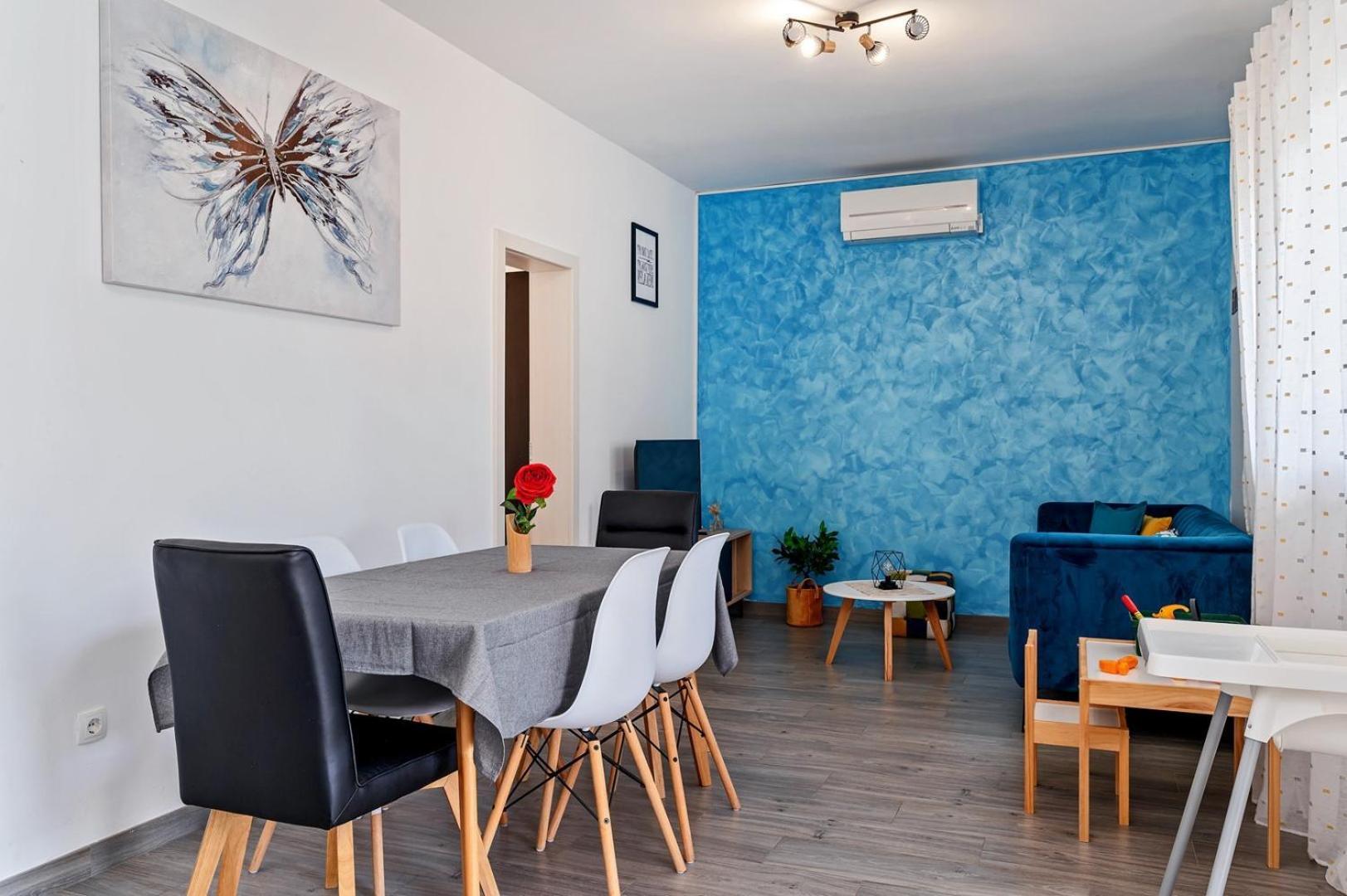 Sea Flower Beachfront Villa Sevid Extérieur photo